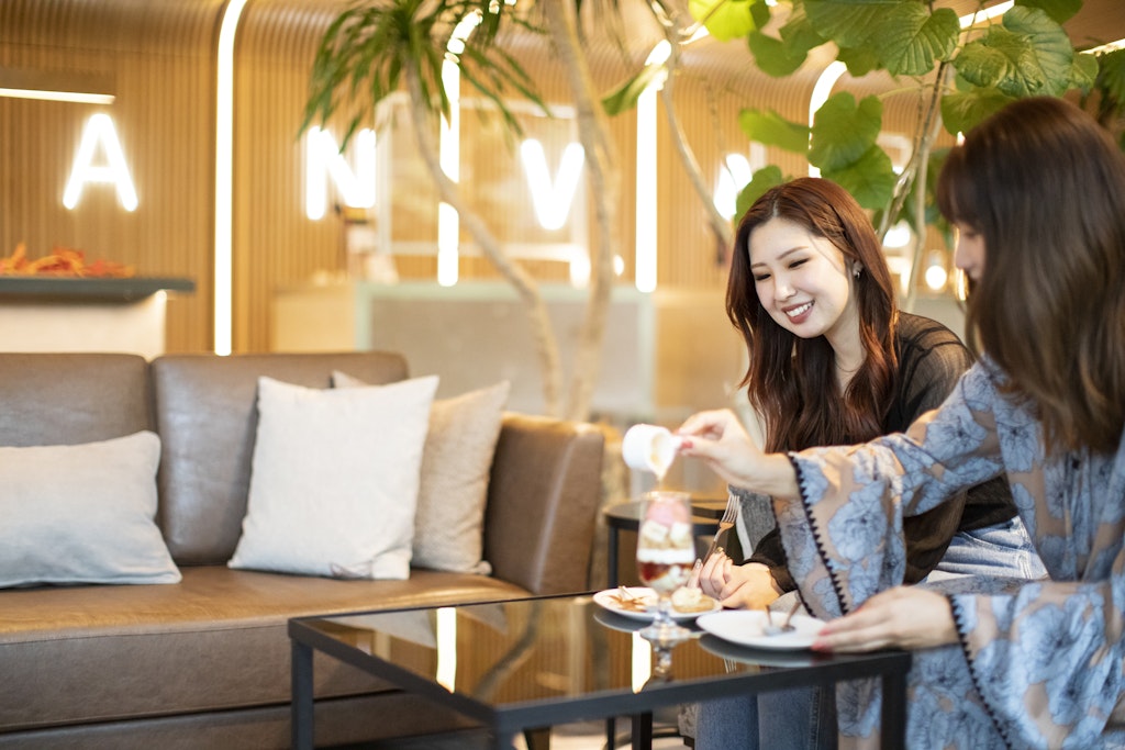 Royal Park Canvas Sapporo lounge